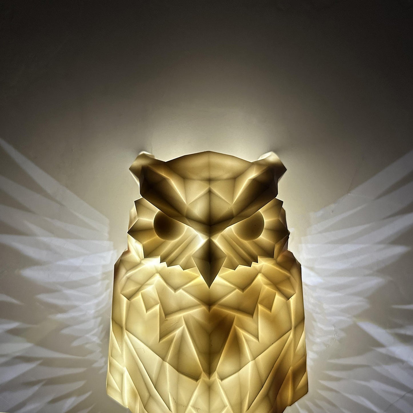 FeatherLight - Cordless Wall Lamp